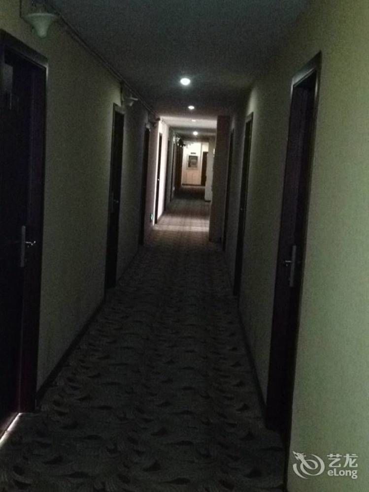 Yinhao Business Hotel Dazhong Bagian luar foto